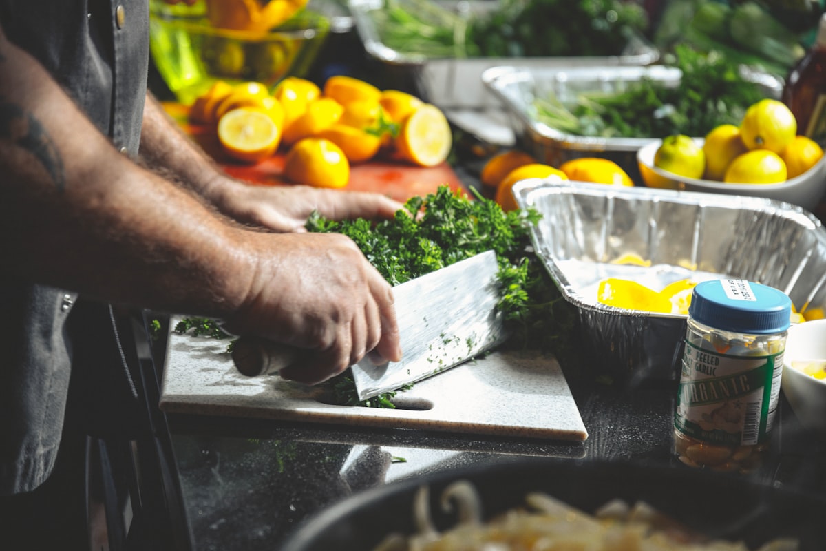 Mindful eating practices for men
